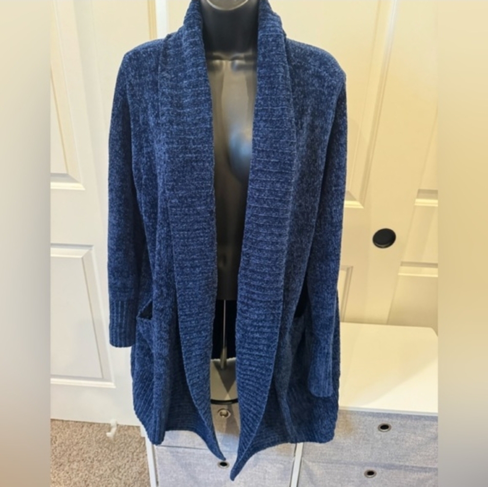 Orvis Navy Thick Warm Sweater Cardigan W/Pockets. Size XlL